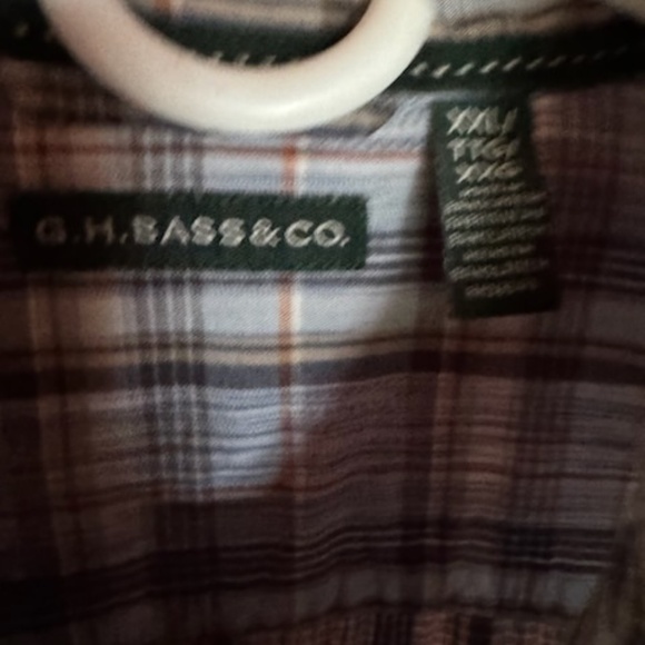 G.H.Bass & Co mens plaid collar shirt , short sleeve , pocket in front - Picture 8 of 8